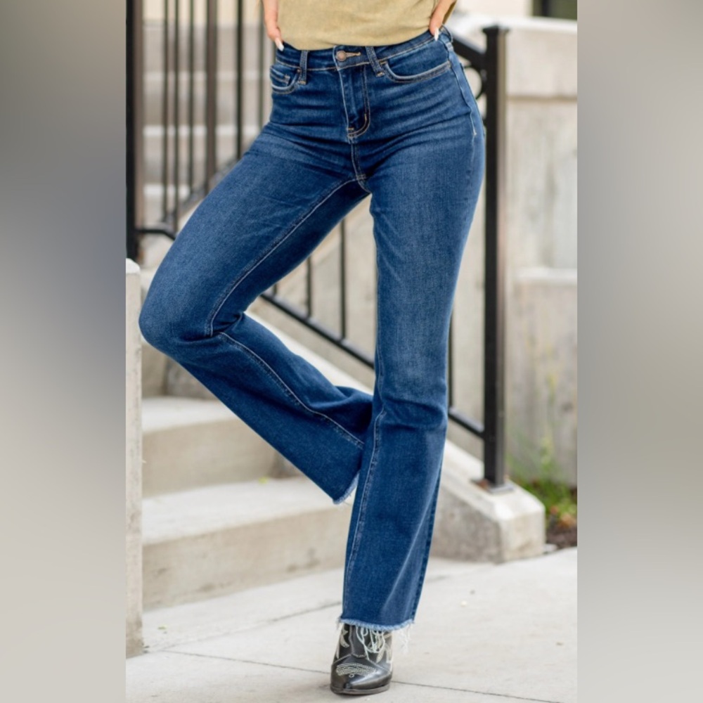 Vervet by Jeans Straight Leg with Raw Edge Hem